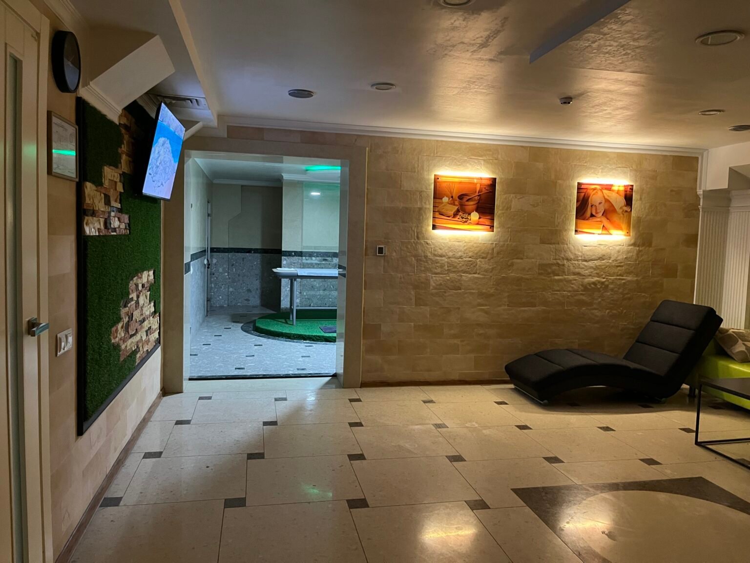 Lounge și zonă de relaxare TerraLux